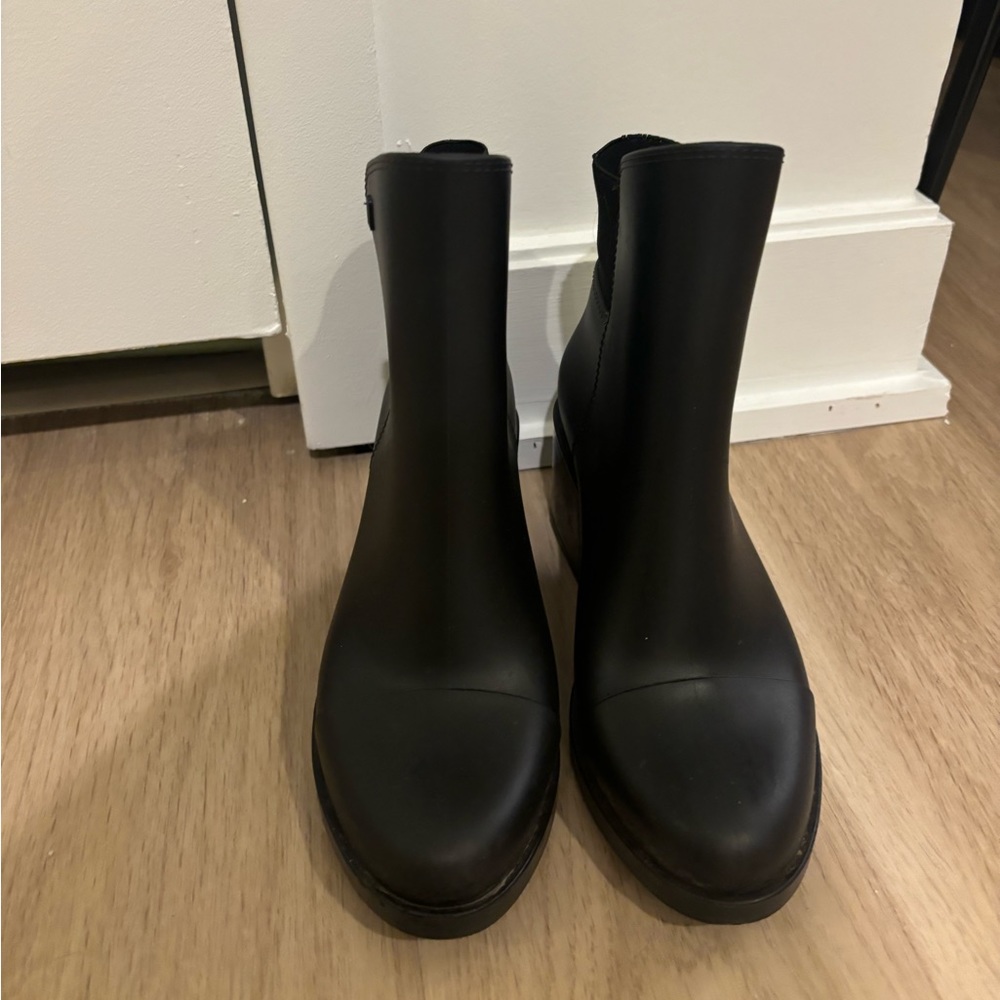 Melissa ankle rain boots